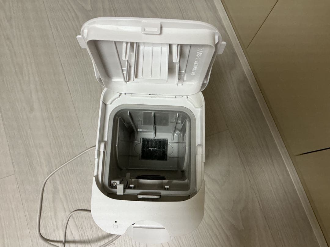 Panasonic MC-NS100K スティッククリーナー　2025年製