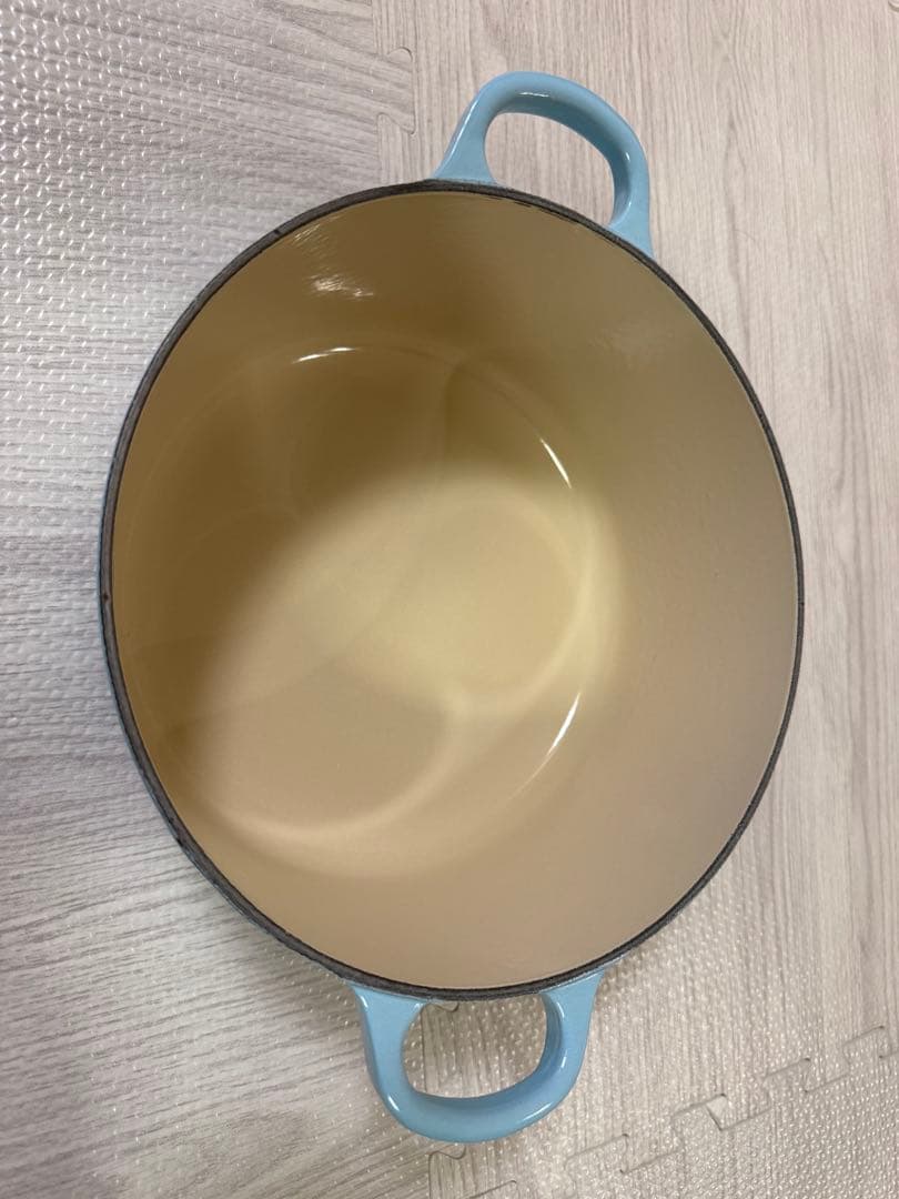 ルクルーゼ　ココットロンド　22cm 両手鍋　鍋