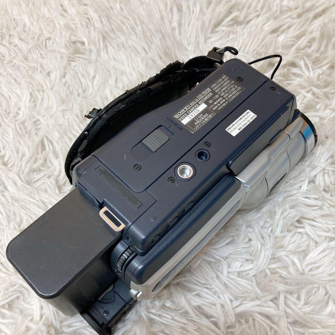 SONY ソニー　CCD-TRV106 8mm ビデオカメラ