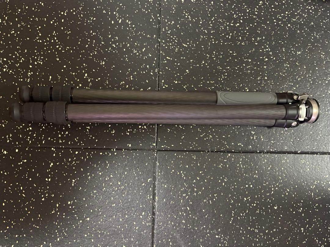 LS-323CEX レベリングベース搭載カーボン三脚Leofotot