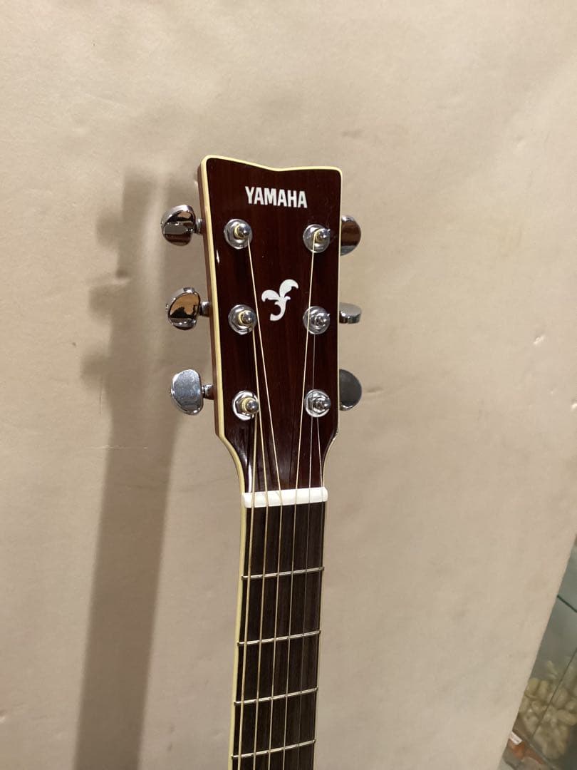 ヤマハ FG830 アコースティックギター ソフトカバー付き　ほぼ未使用