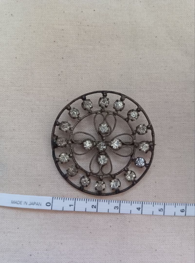 ☺*︎様 フランスアンティーク　ラインストーンのブローチ　ガラス　ストラス　ヴィ