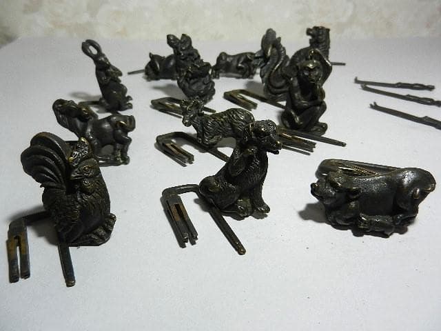 中国骨董動物南京錠１２体（希少な十二支揃）