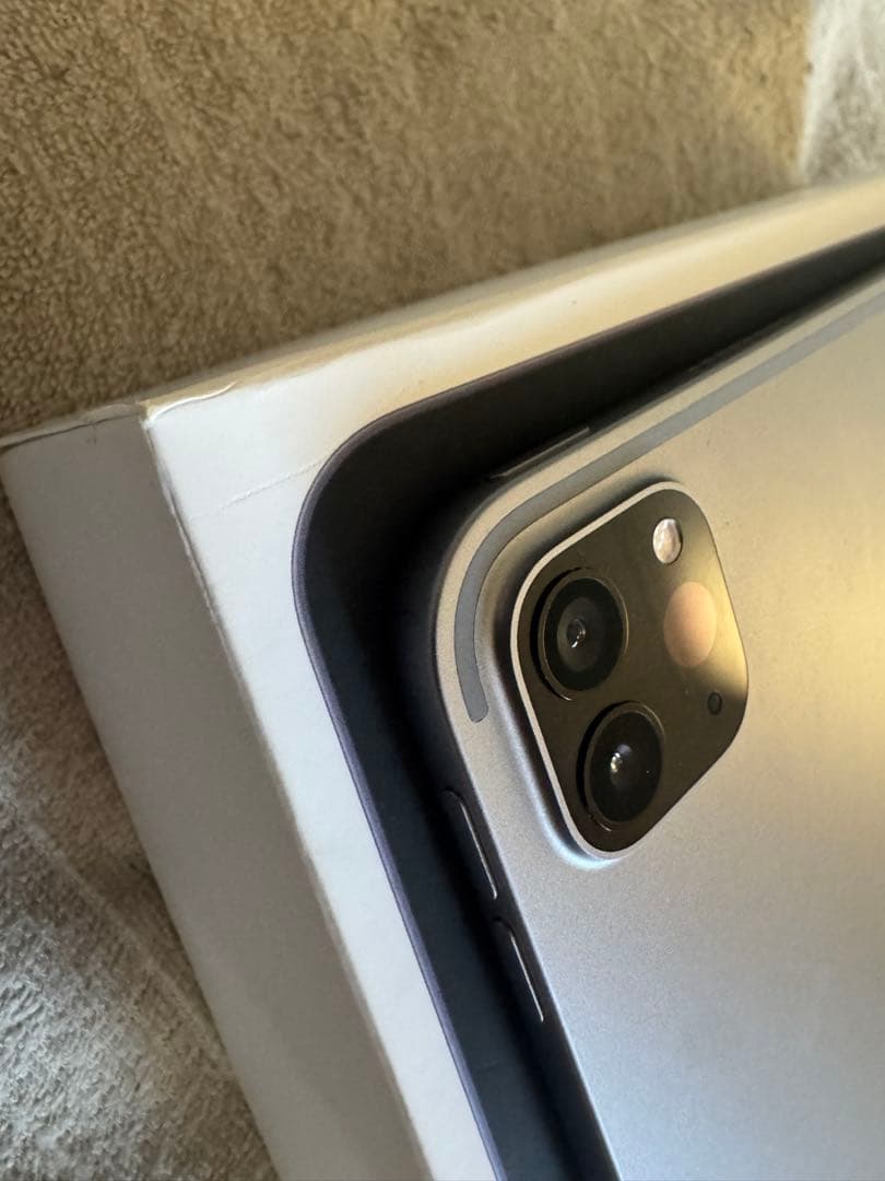 iPadPro11インチ 第4世代 256GB 最大充電容量100%