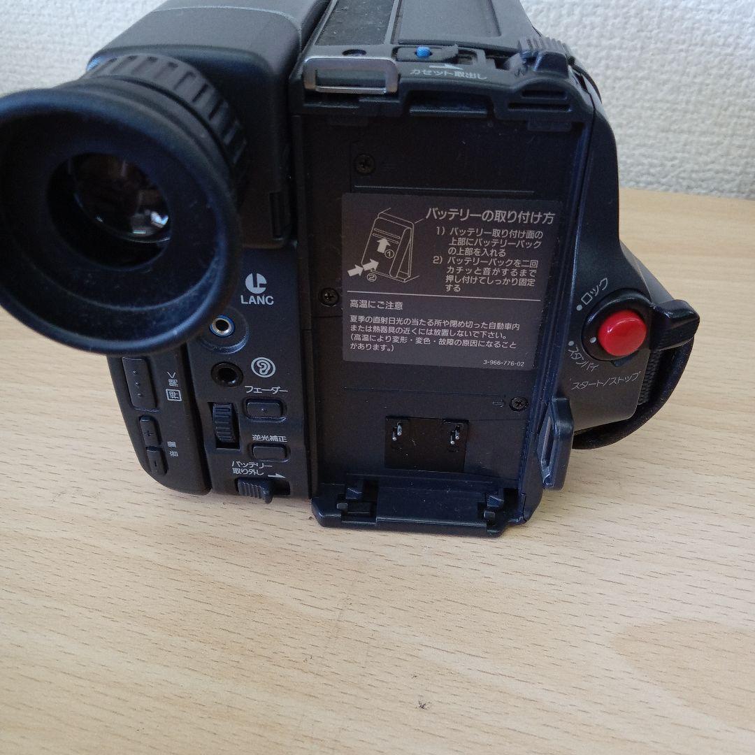 SONY Handycam 15倍ズーム Video 8 本体未清掃ジャンク品