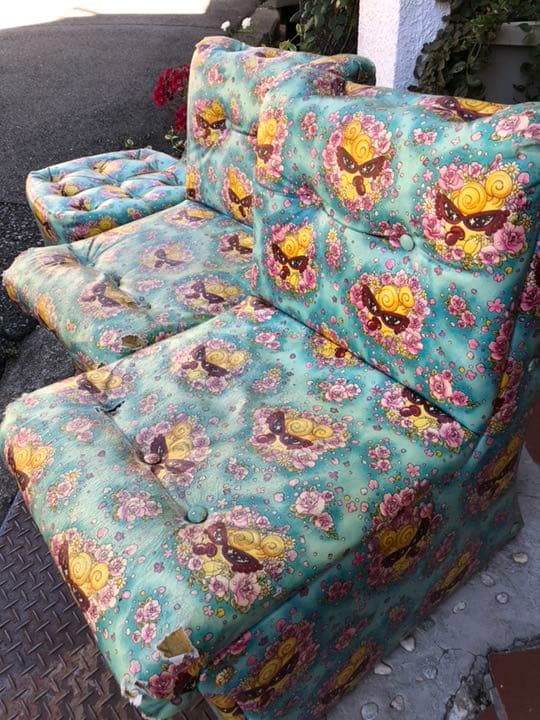 ヒステリックミニの正規品。３点セットです。しっかりとした品ですが破れあり