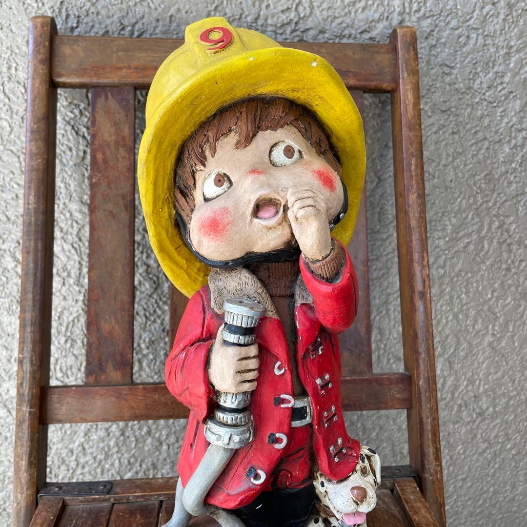 BIG！70s〜アメリカアンティーク　子供の消防士置物　USAヴィンテージ雑貨