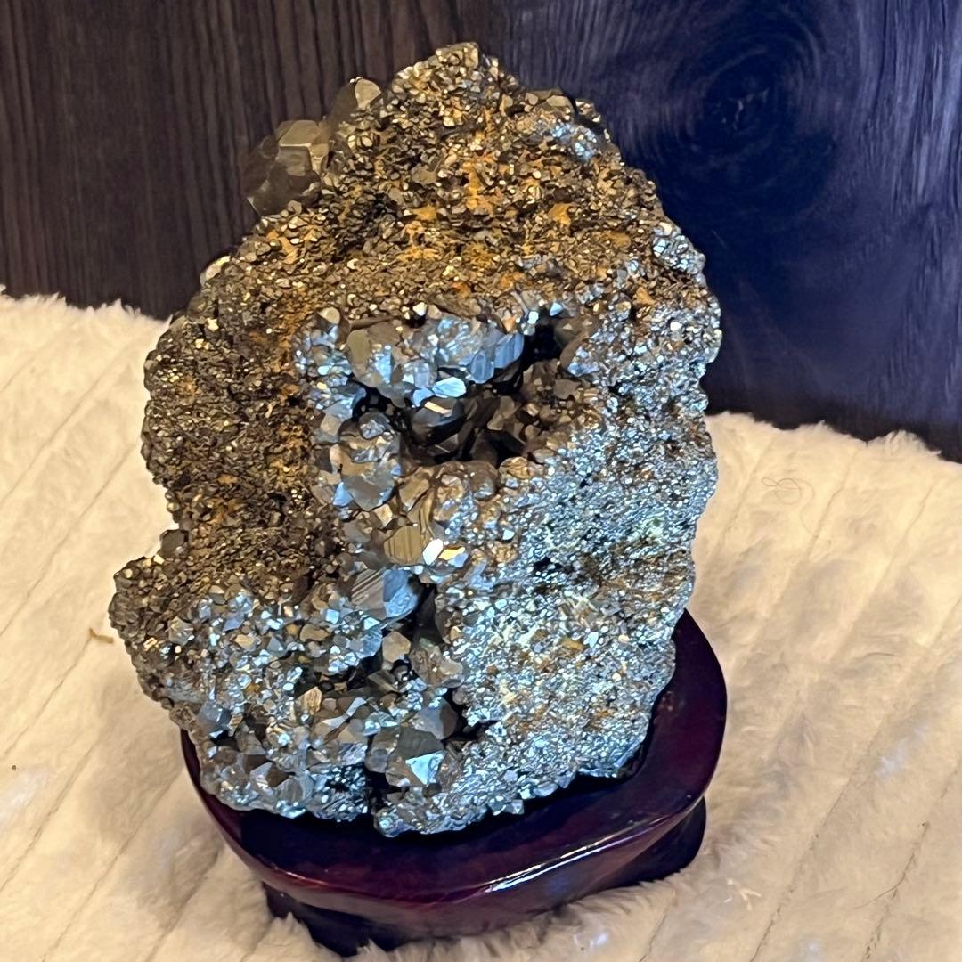 パイライト　黄鉄鉱　置物　2.8キロ