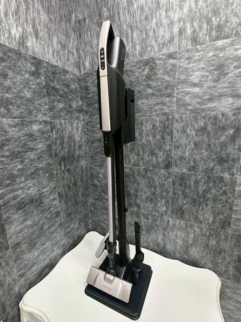 HITACHI 充電式掃除機 かるパックスティック PKV-BK50L