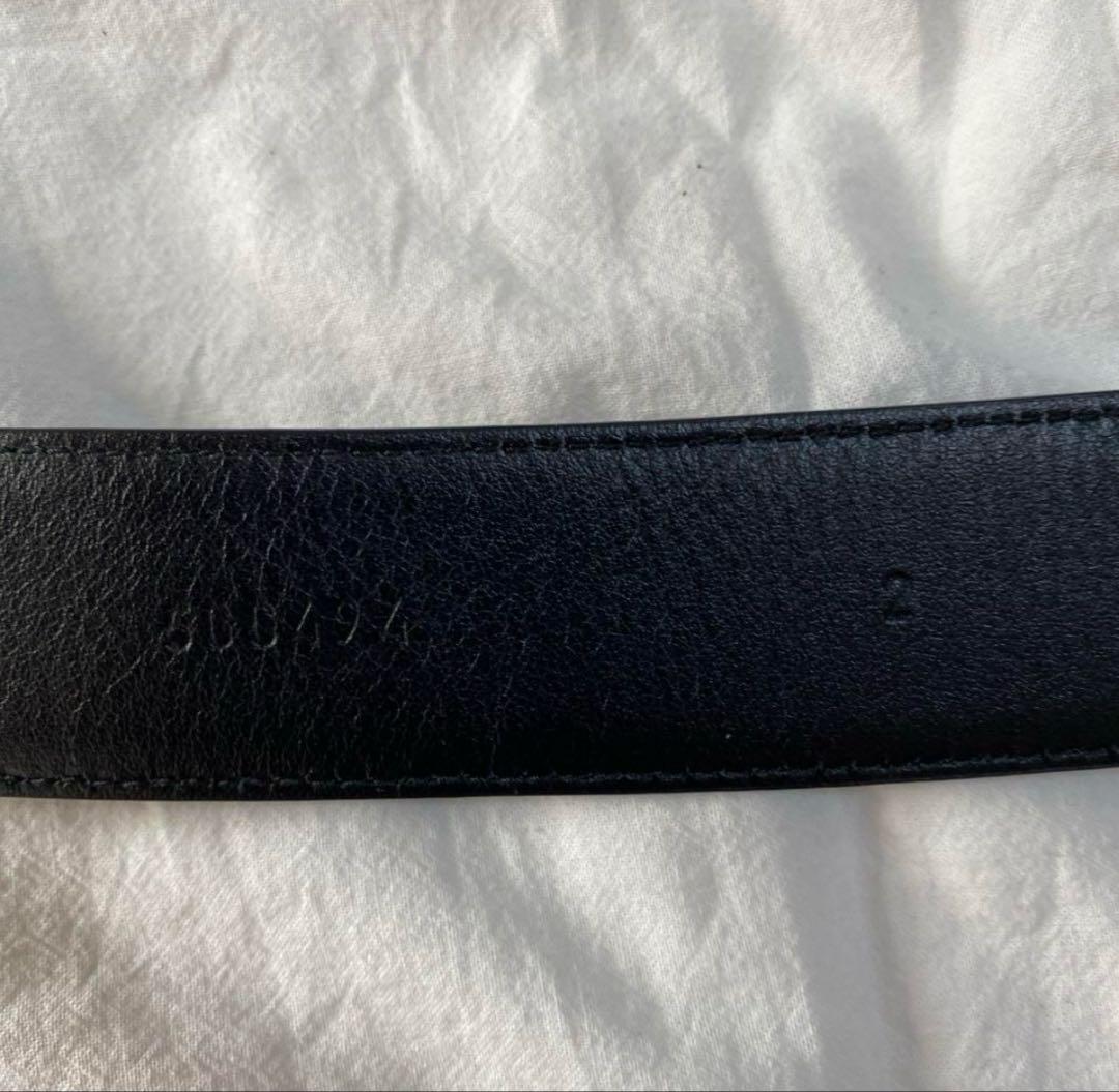 miumiu 黒レザーベルト 金色バックル