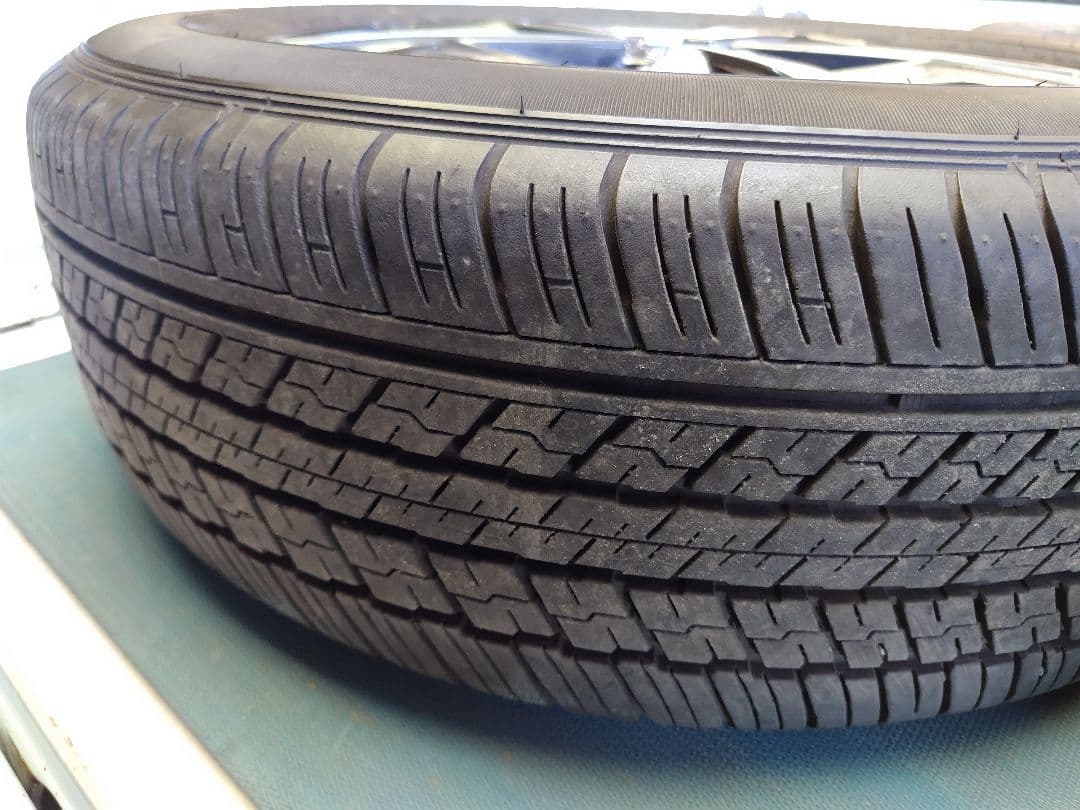 日産エクストレイルT32後期純正18インチホイールタイヤセット（1本分）