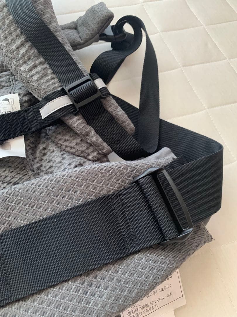 【未使用に近い】エルゴベビー OMNI Breeze グラファイトグレー