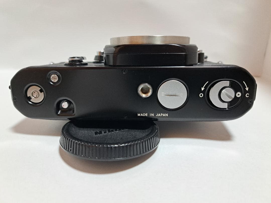 【極美レア】ニコン Nikon F2 Eyelevel 2本レンズ付き！！
