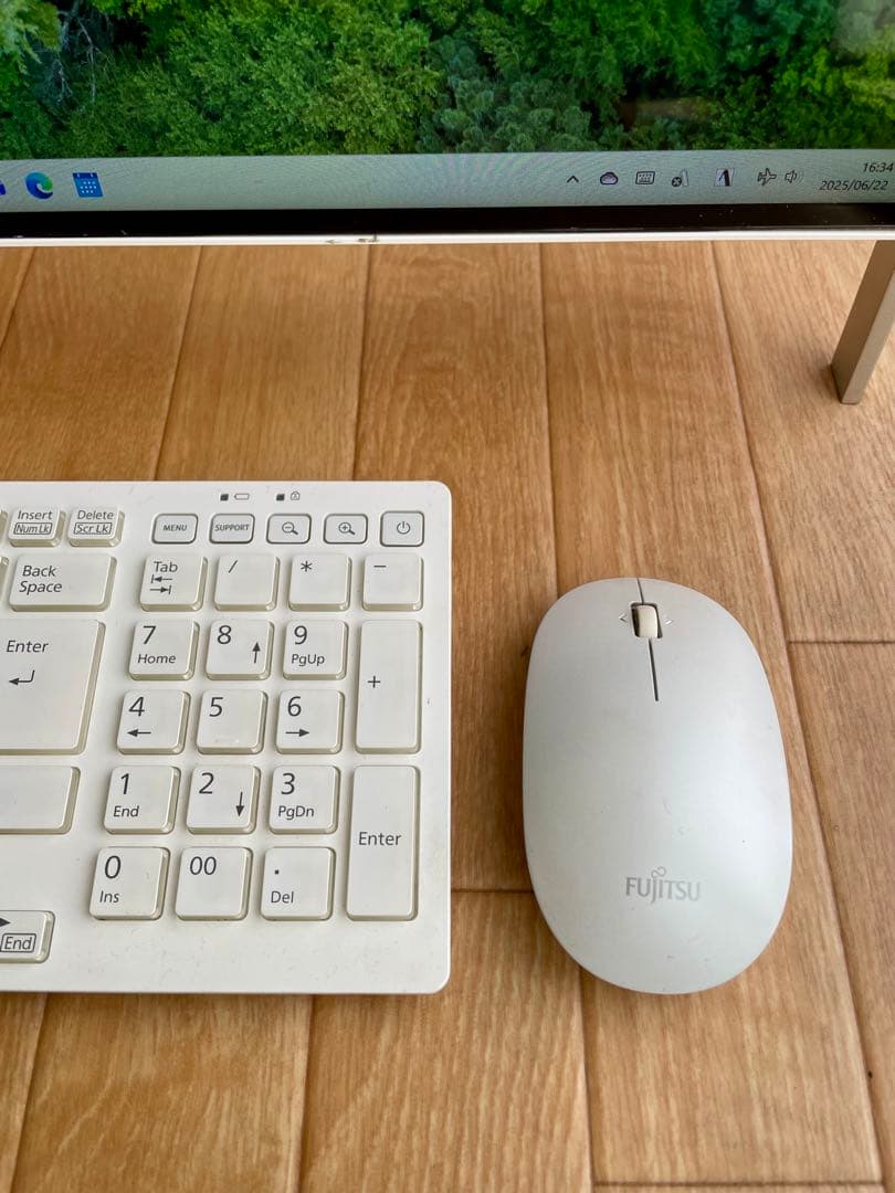 セール中　FMV ESPRIMO デスクトップPC F52D3WG