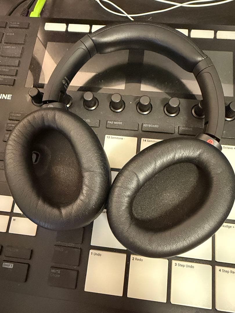 【即日発送】ワイヤレスヘッドホン WH-1000XM4 ブラック