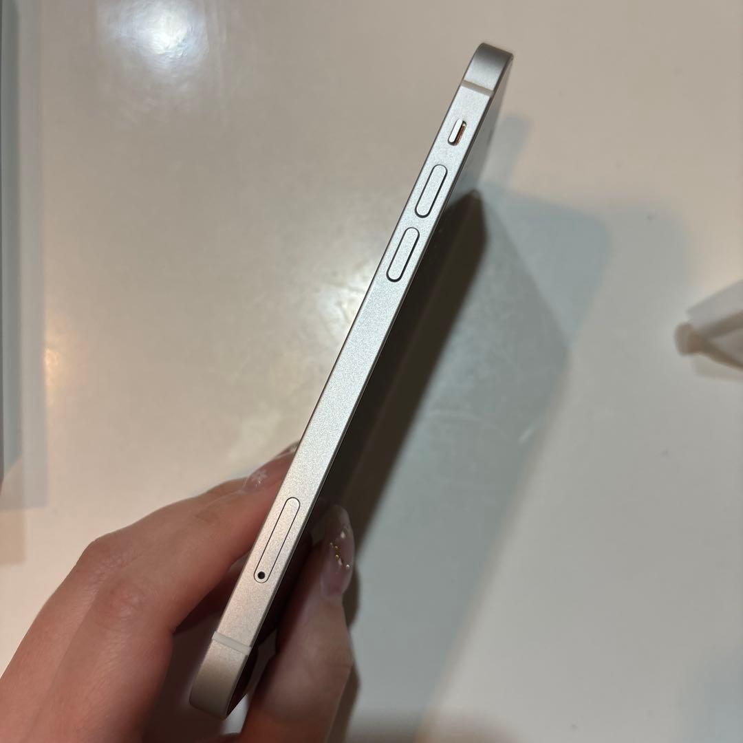 iphone12 64GB simフリー　ホワイト　訳あり