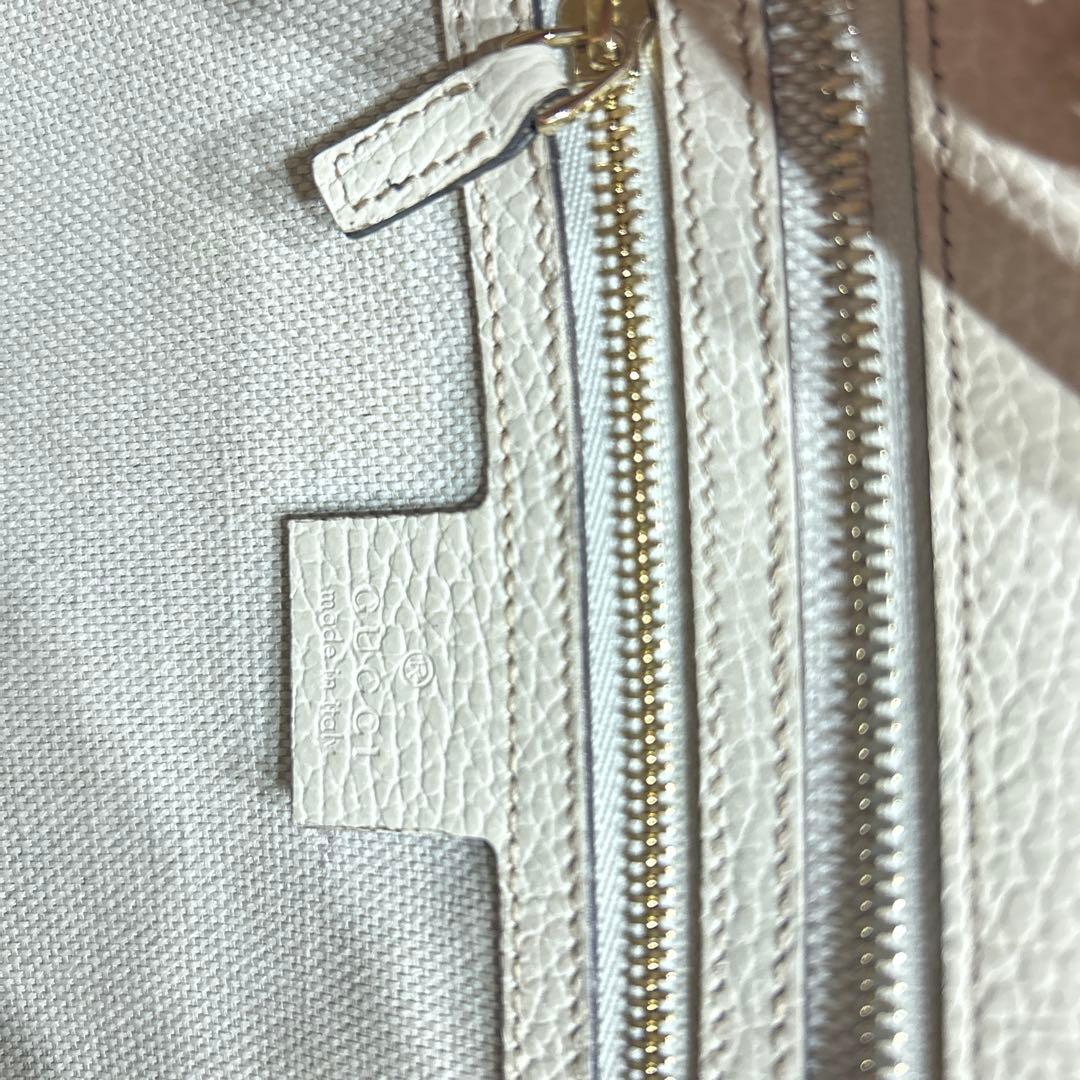※ルドルフ様※【GUCCI 】ホワイトレザーハンドバッグ