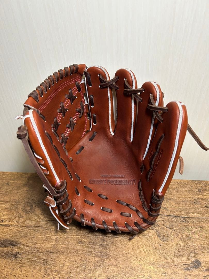 定価61,110円　ゴリラ印の野球道具 硬式 グラブ（未使用品）