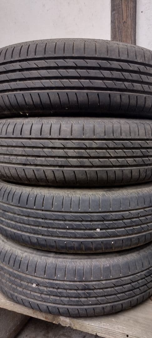 ラパンのホイルキャップ（タイヤと鉄チンはオマケ）