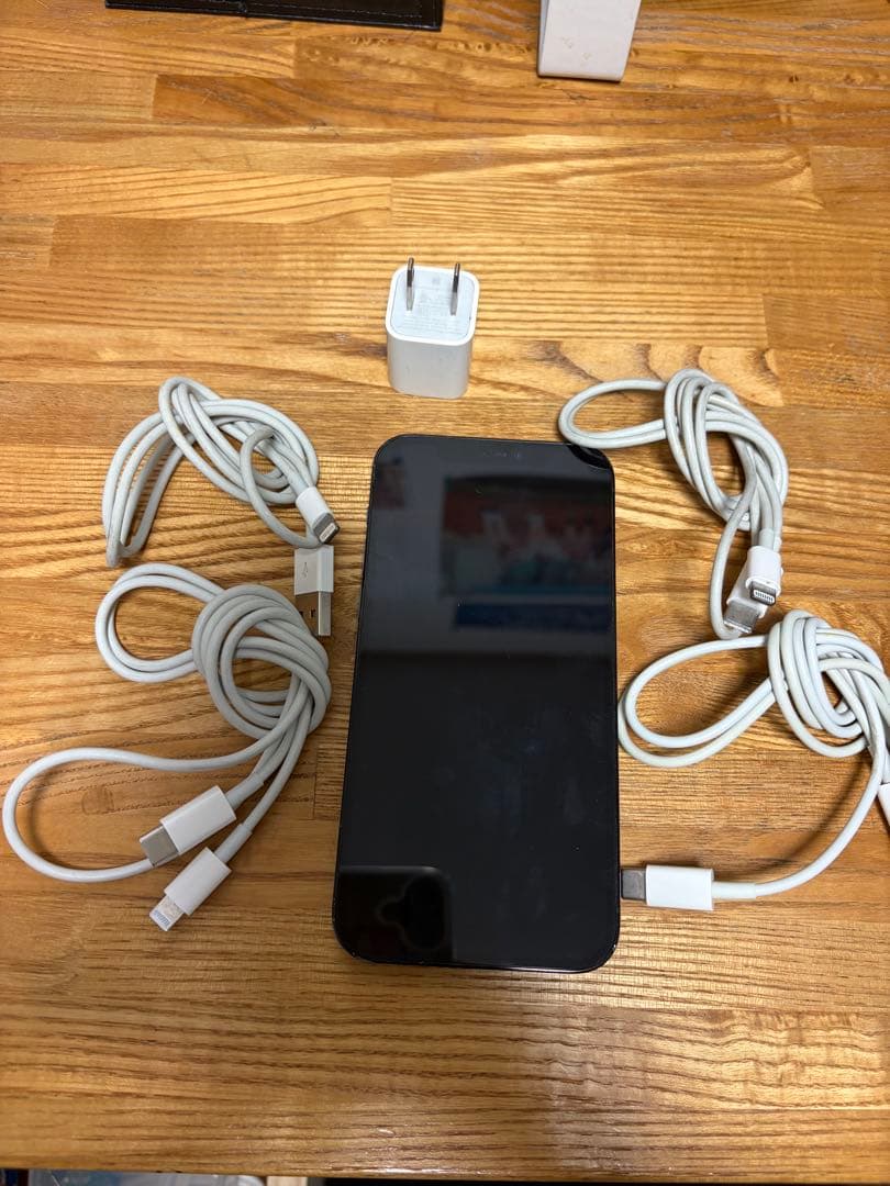 Apple iPhone 12 Pro 512GBグラファイト 本体 充電器付き