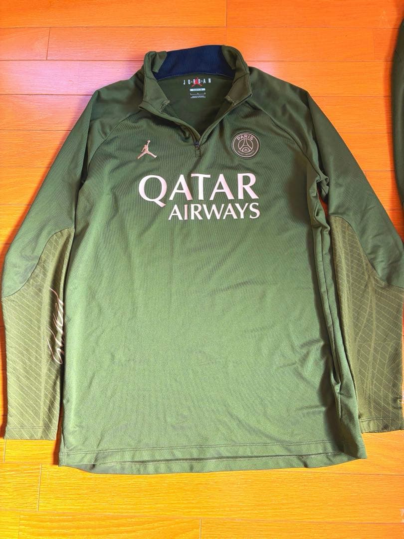 Paris Saint-Germain PSG ジョーダン　パリ　ジャージ