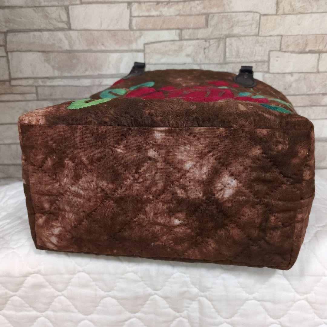バラのハワイアンキルトバッグ　ハンドメイド