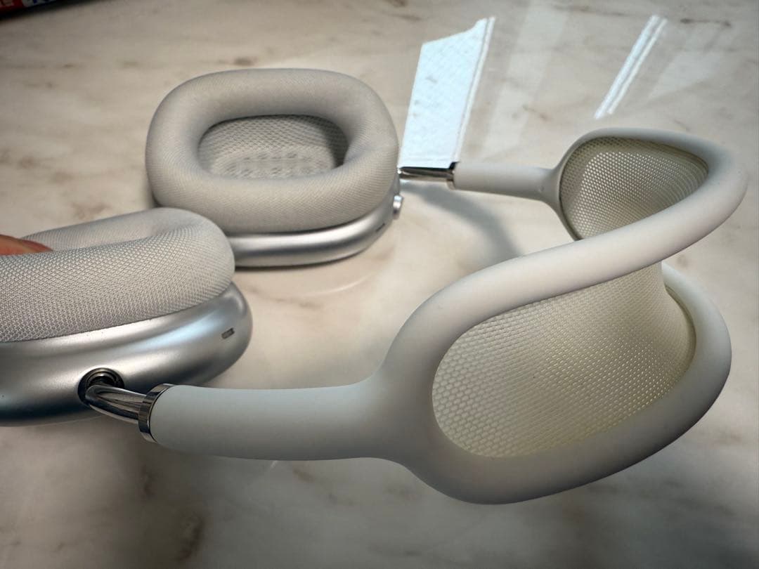 AirPods Max箱付き