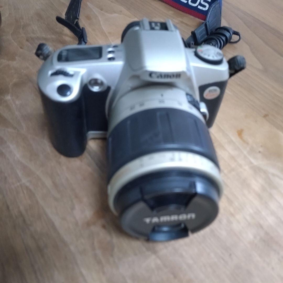 Canon NEW EOS KISS 本体と　TAMRONレンズ　セット