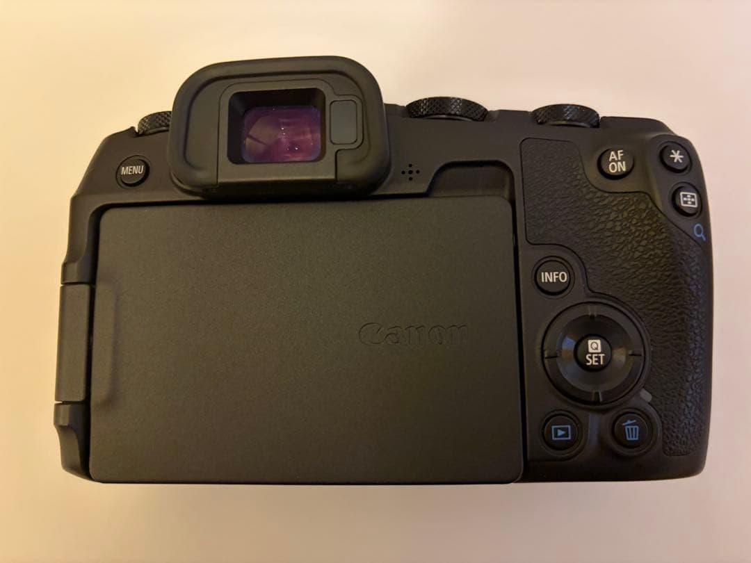 Canon EOS RP ※バッテリー2つ付き(LP-E17)