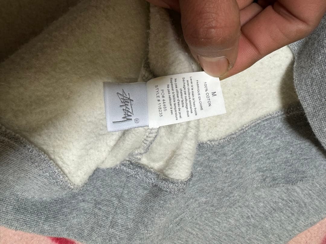 Stussy グレー フード付きスウェット