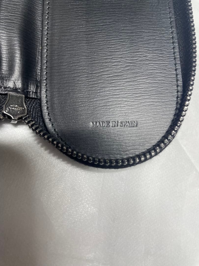 モンブラン　MONTBLANC レザーペンケース　ラウンドジップ　2本差し 黒