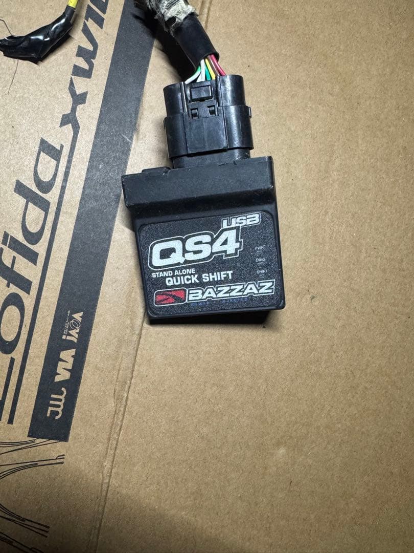 YZF-R1 09 TOCEとクイックシフター