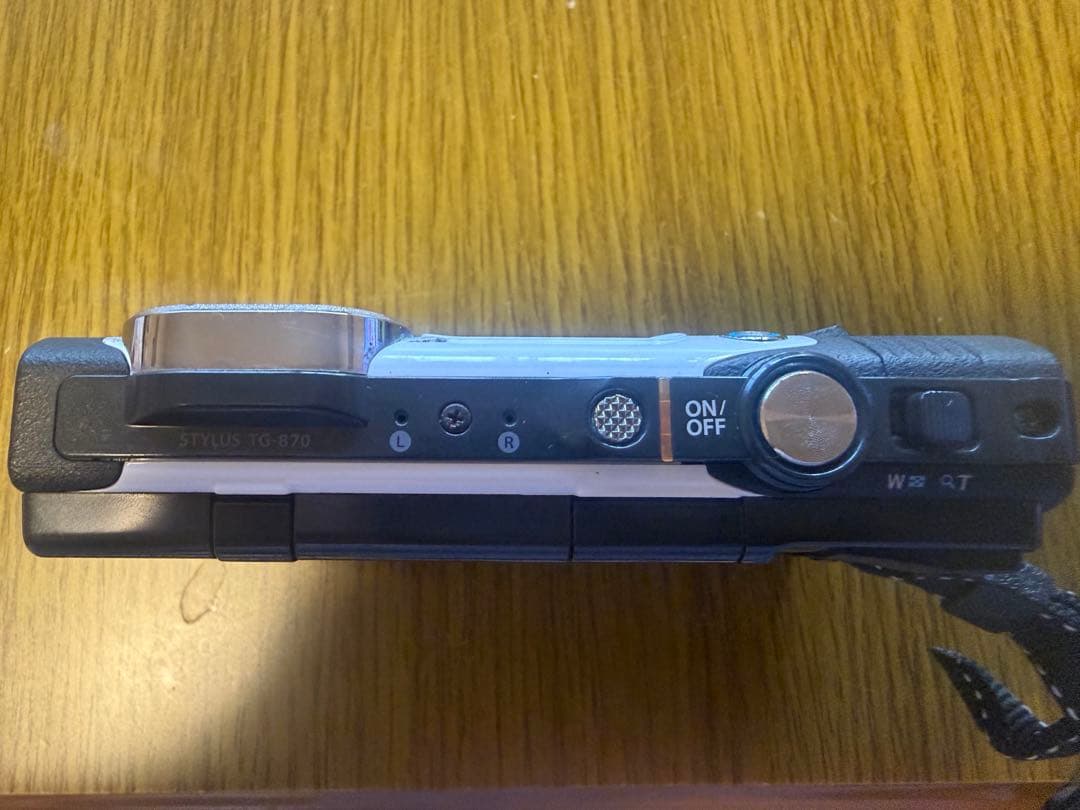 OLYMPUS オリンパス Tough TG-870 デジタルカメラ 防水