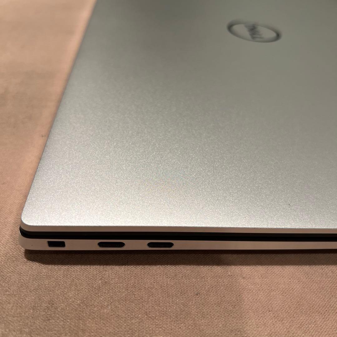 【美品】DELL XPS15 9500/ i7 /16GB /SSD512GB