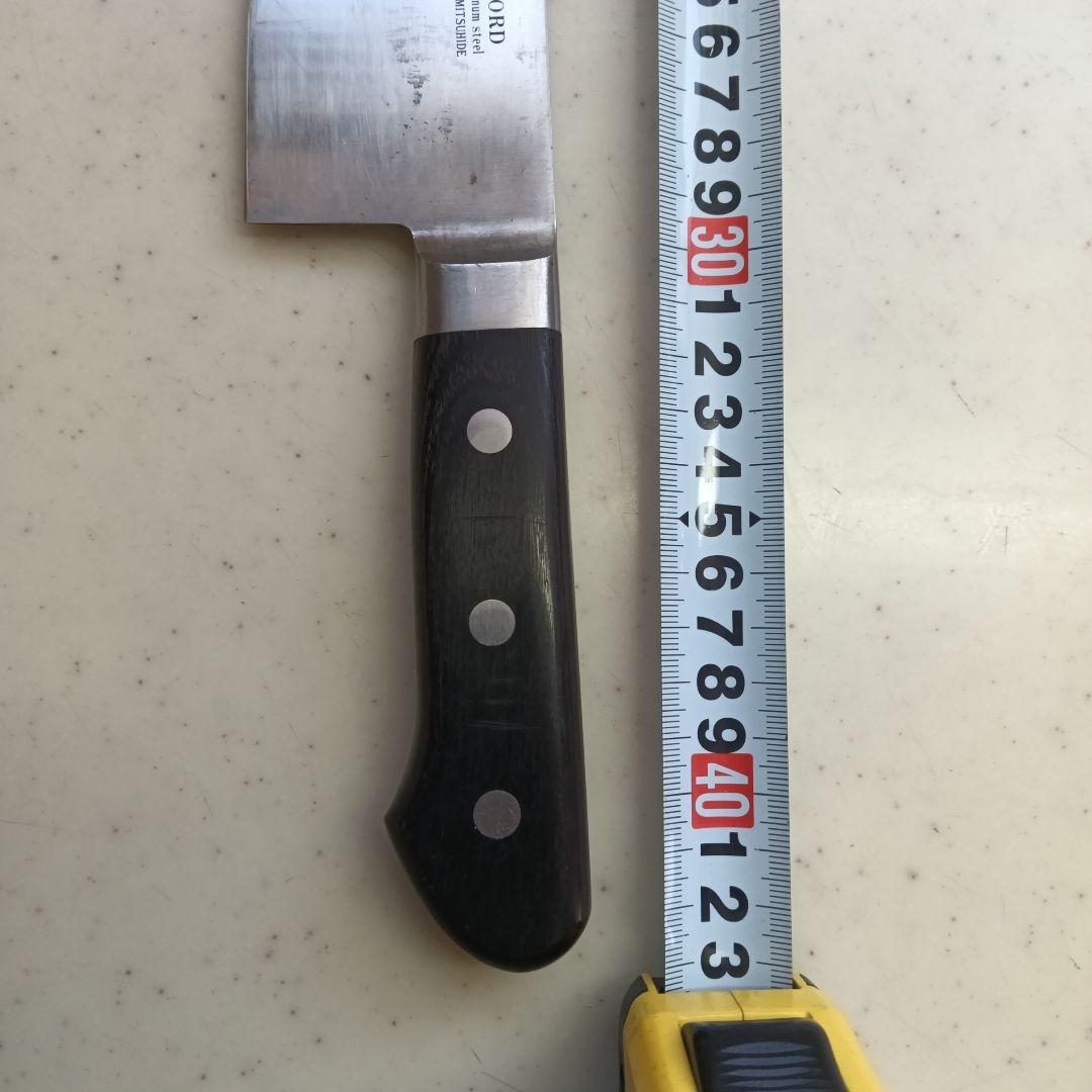 刃渡り約30cmの牛刀