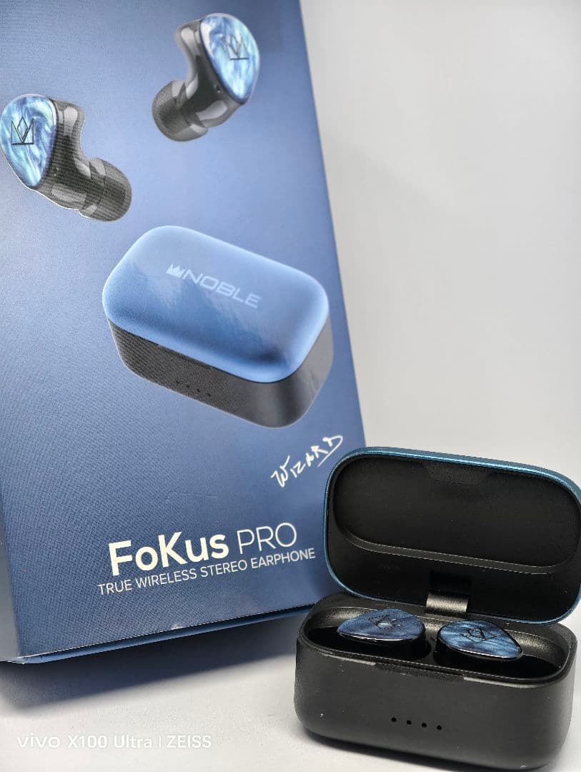 イヤホン Noble FoKus PRO