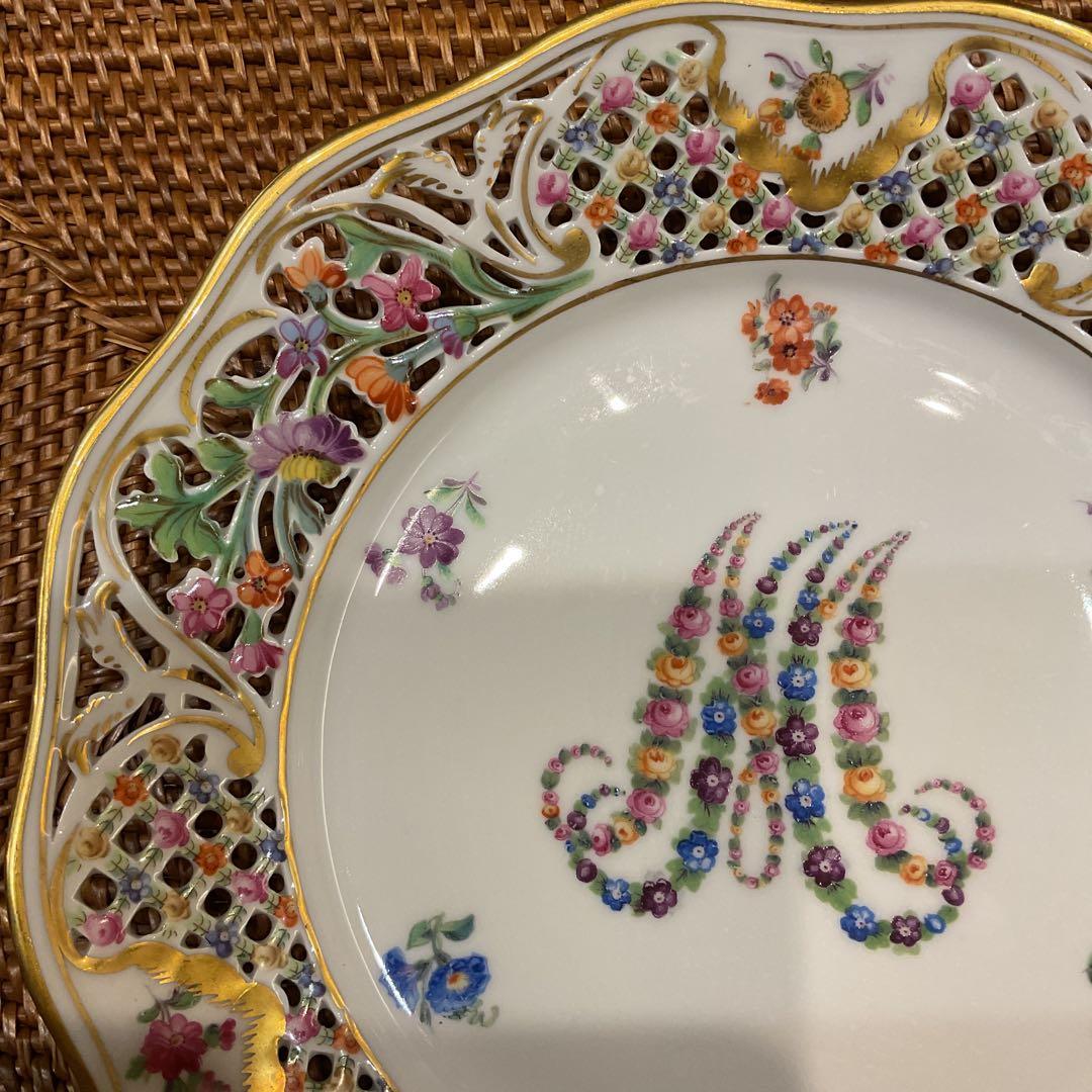 セール　マリーアントワネットピアスプレート　アンティークドレスデン