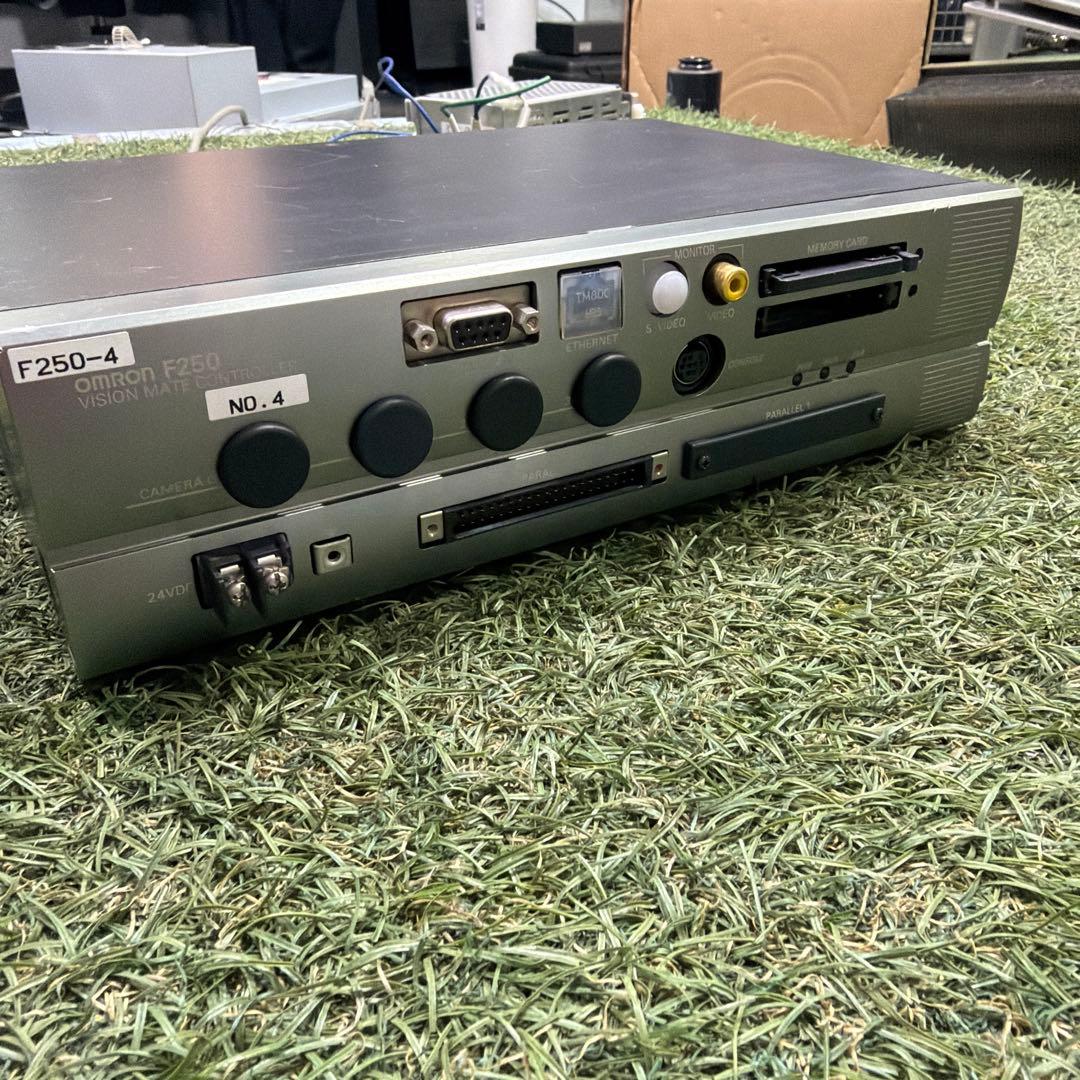 レコーダー Omron F250-C10 Vision Mate Controller