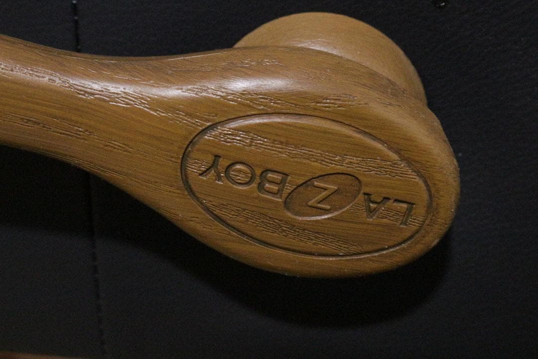 ゆ*み様 LAZBOY★リクライニングソファ★ロッキングチェア★フットレスト内蔵