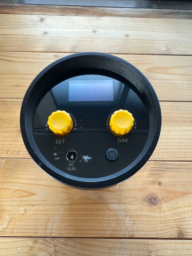 Godox ML60 手持ちLEDビデオライト