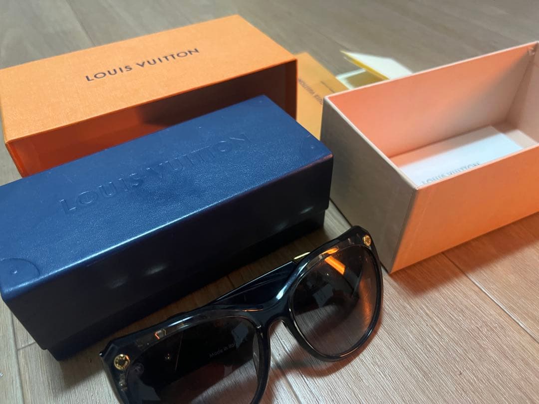 S*m様 LOUIS VUITTON ブラック サングラス