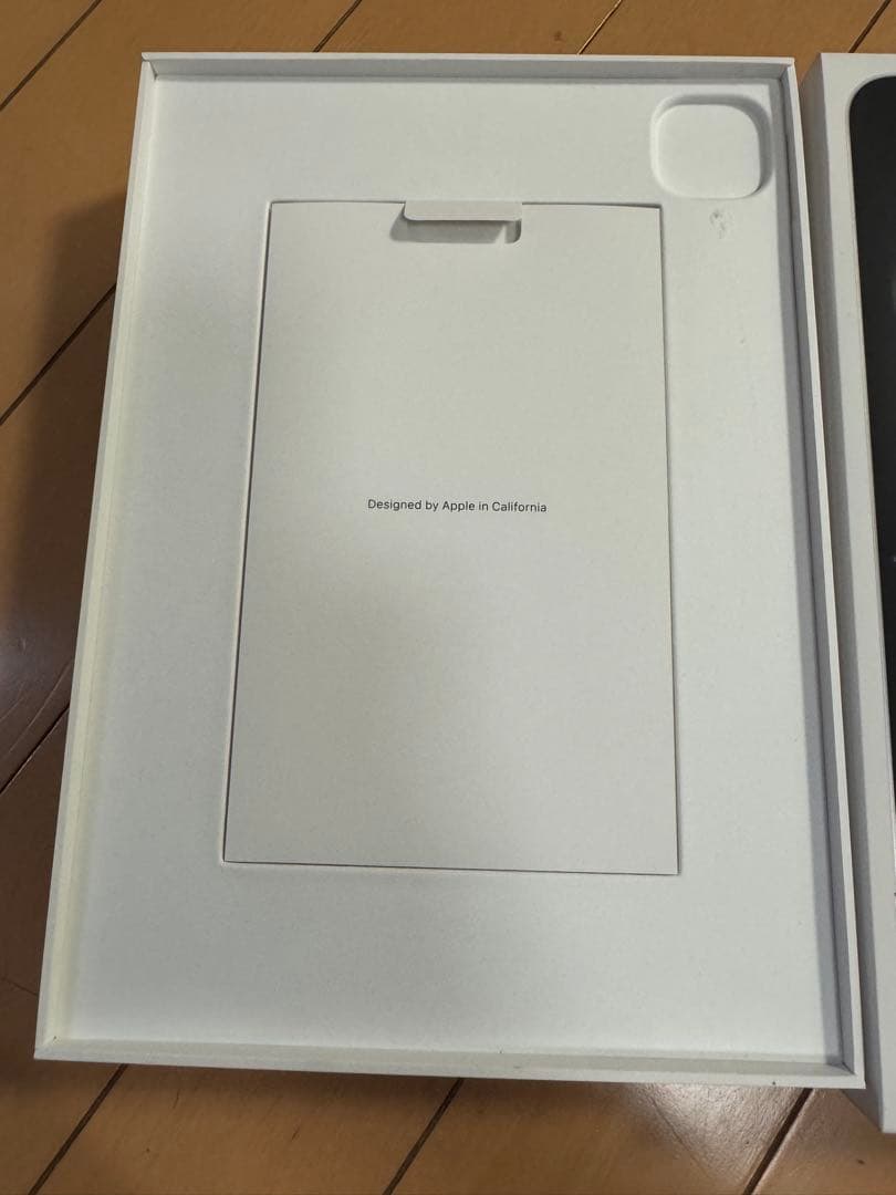 11インチ iPad Pro (M4) 256GB 第5世代　ほぼ新品　最新型