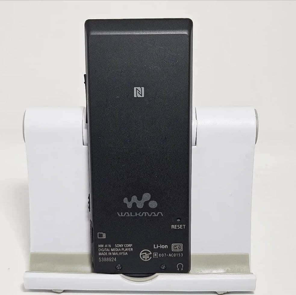 美品 WALKMAN NW-A16 32GB ブラック 説明書 箱 イヤホン