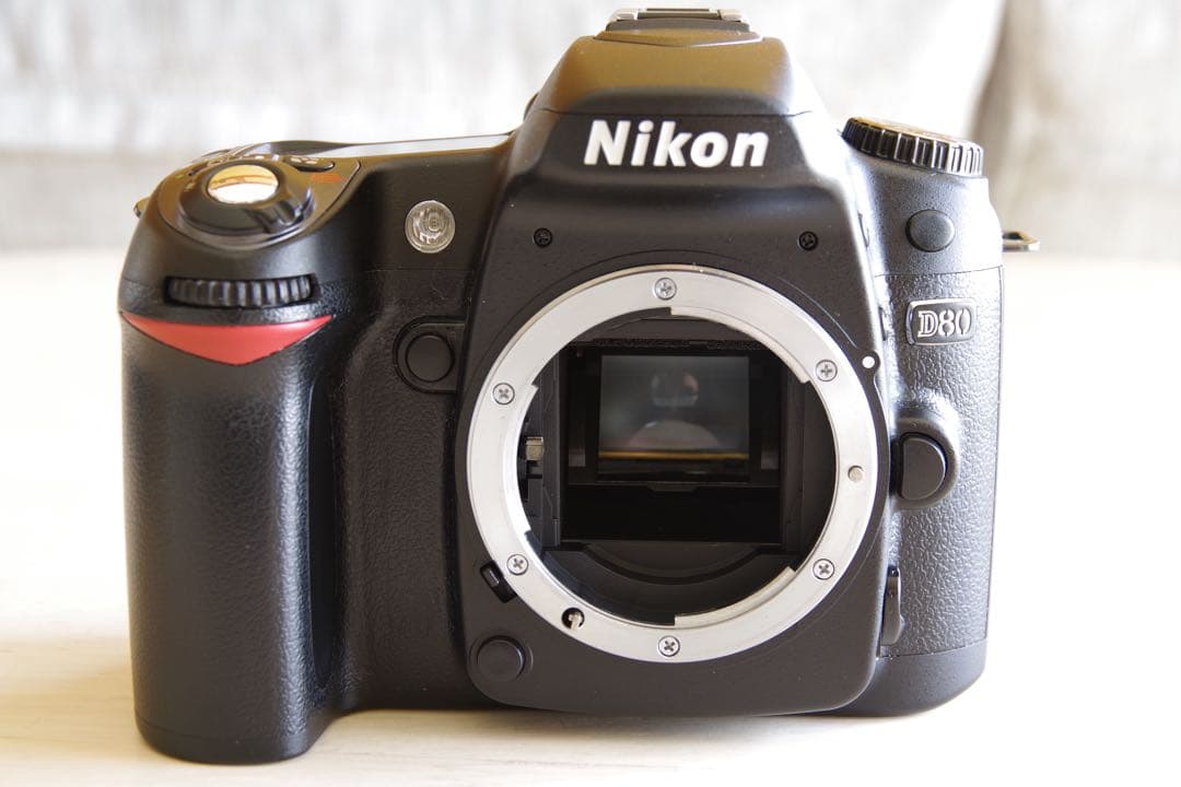 『完動美品』Nikon D80 CCDデジタル一眼レフカメラ、ズームレンズ付き