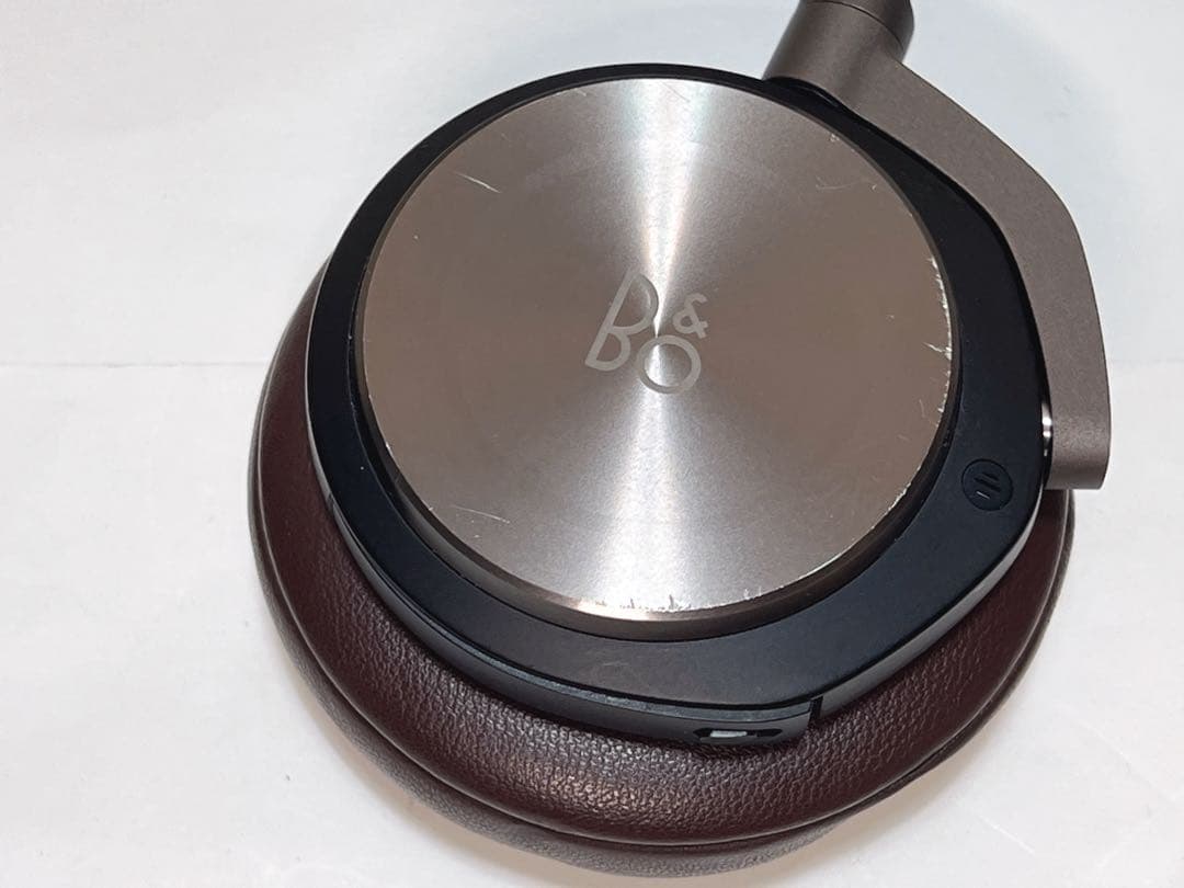 Bang & Olufsen Beoplay ワイヤレスオンイヤーヘッドホン