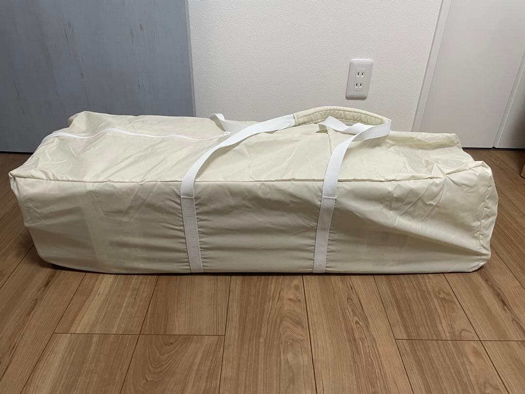 アップリカ　ココネルエアー　AB ホワイトグレー