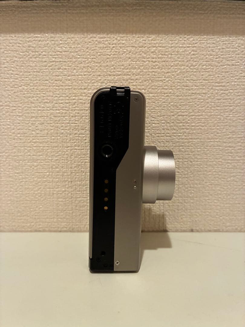 CONTAX T3 コンタックス　コンパクトフィルムカメラ　チタンシルバー