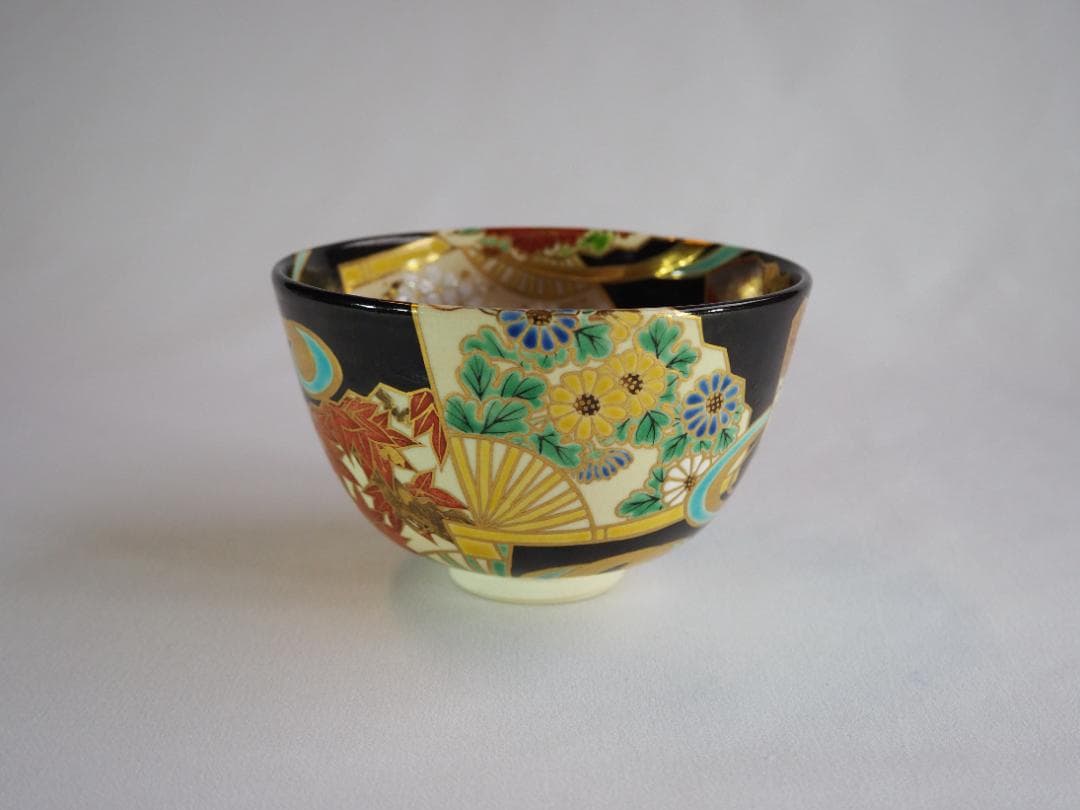 裏千家15世鵬雲斎御書付『色絵扇面茶碗』3代和田桐山造（共箱）