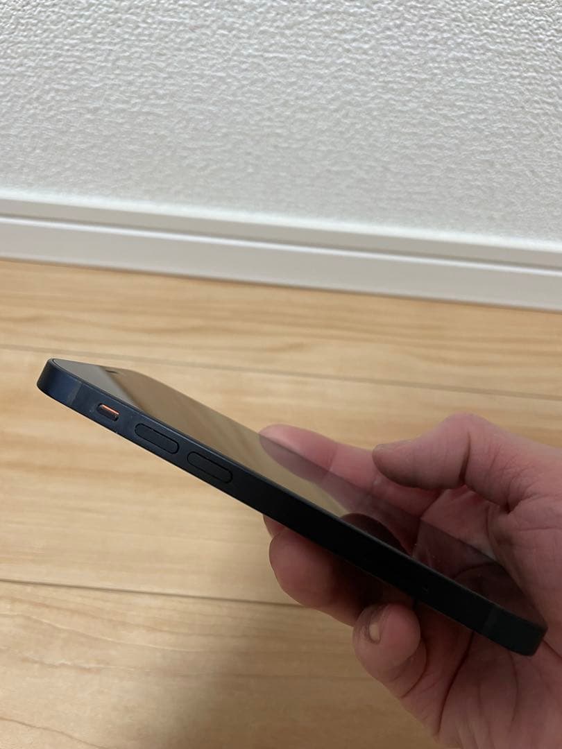 美品　iPhone12 mini 箱付き