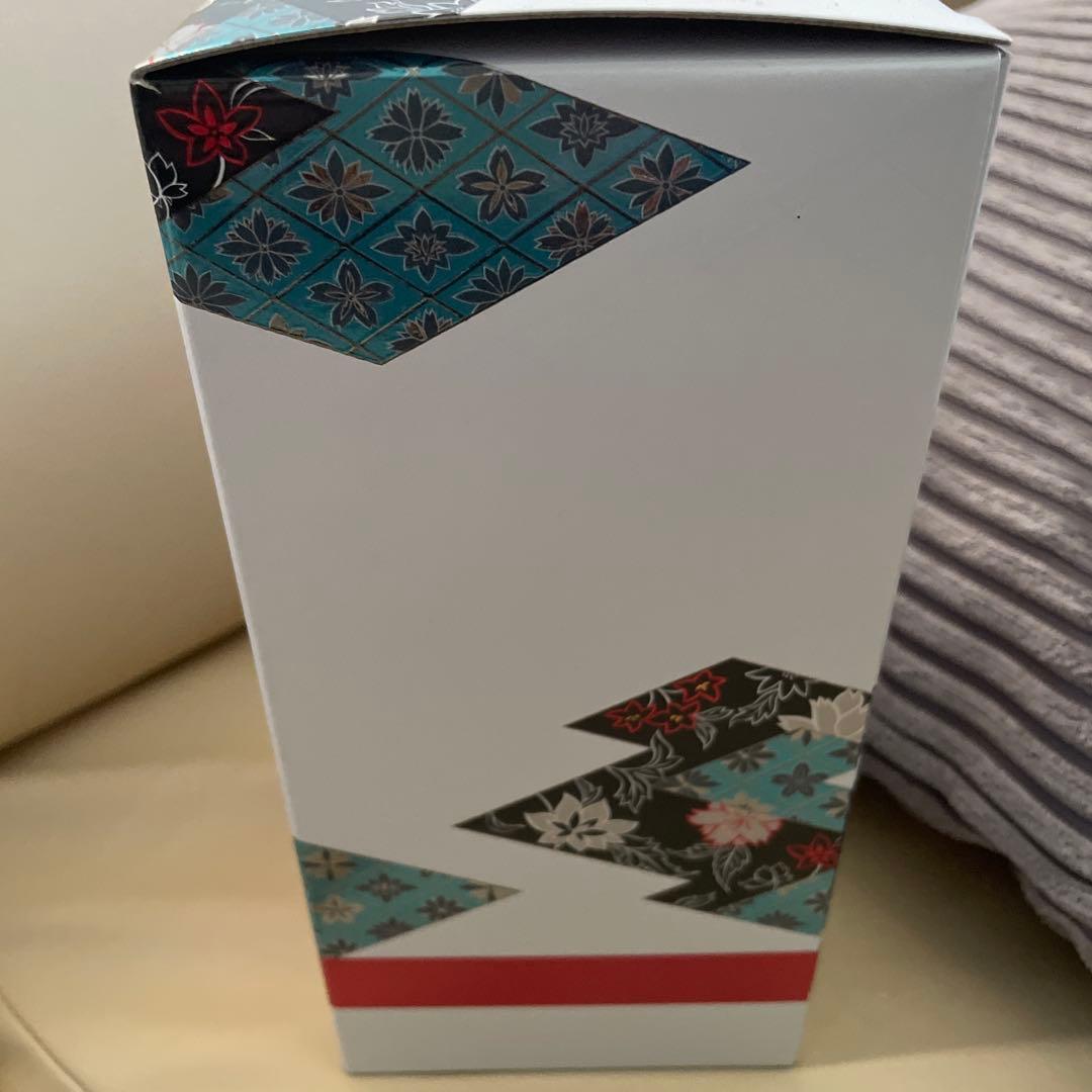 【未開封】サントリー響HIBIKI Blossom Harmony 700ml